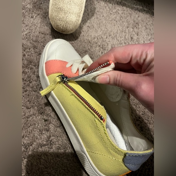 Dolce Vita Colorful Zippered Tennis Shoes Size 6.5 - Picture 4 of 6